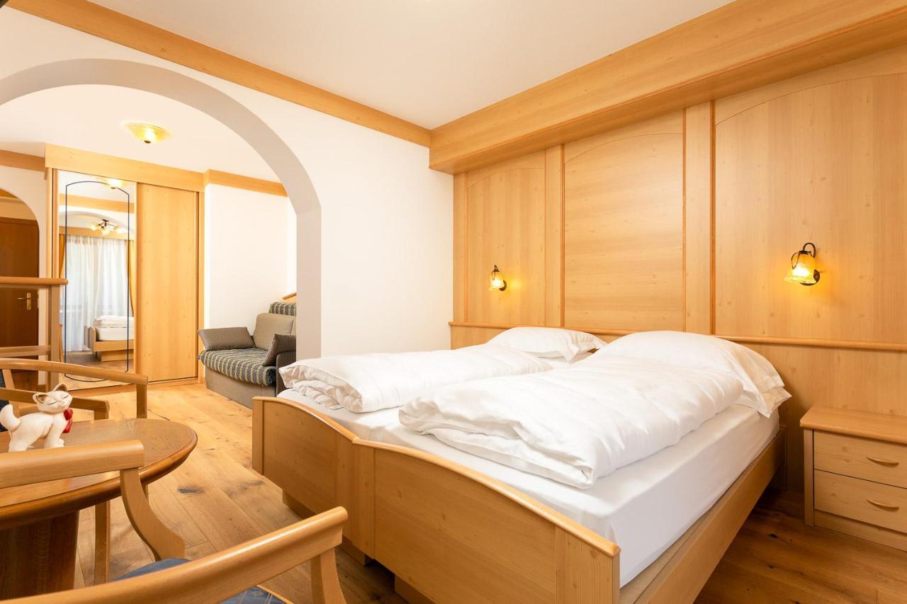Hotel Pareda Canazei Exteriér fotografie
