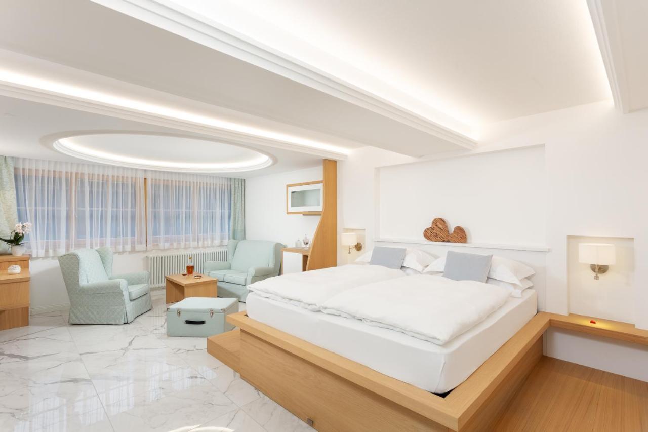 Hotel Pareda Canazei Exteriér fotografie